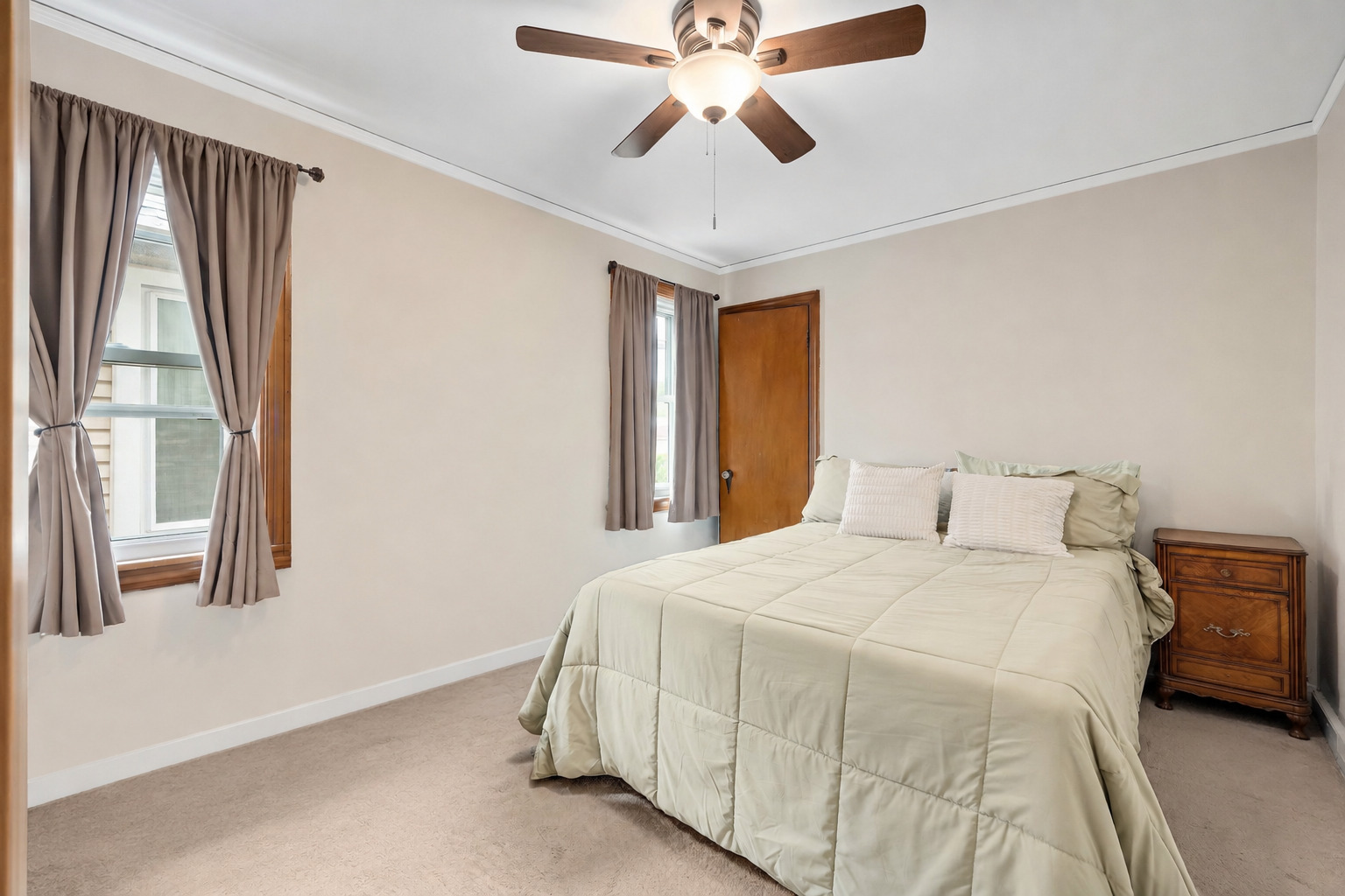 6217 S Mason Avenue, Chicago, IL 60638