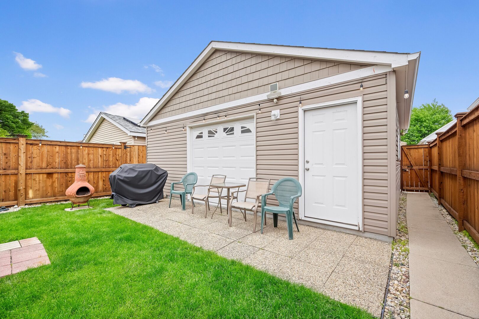 6217 S Mason Avenue, Chicago, IL 60638