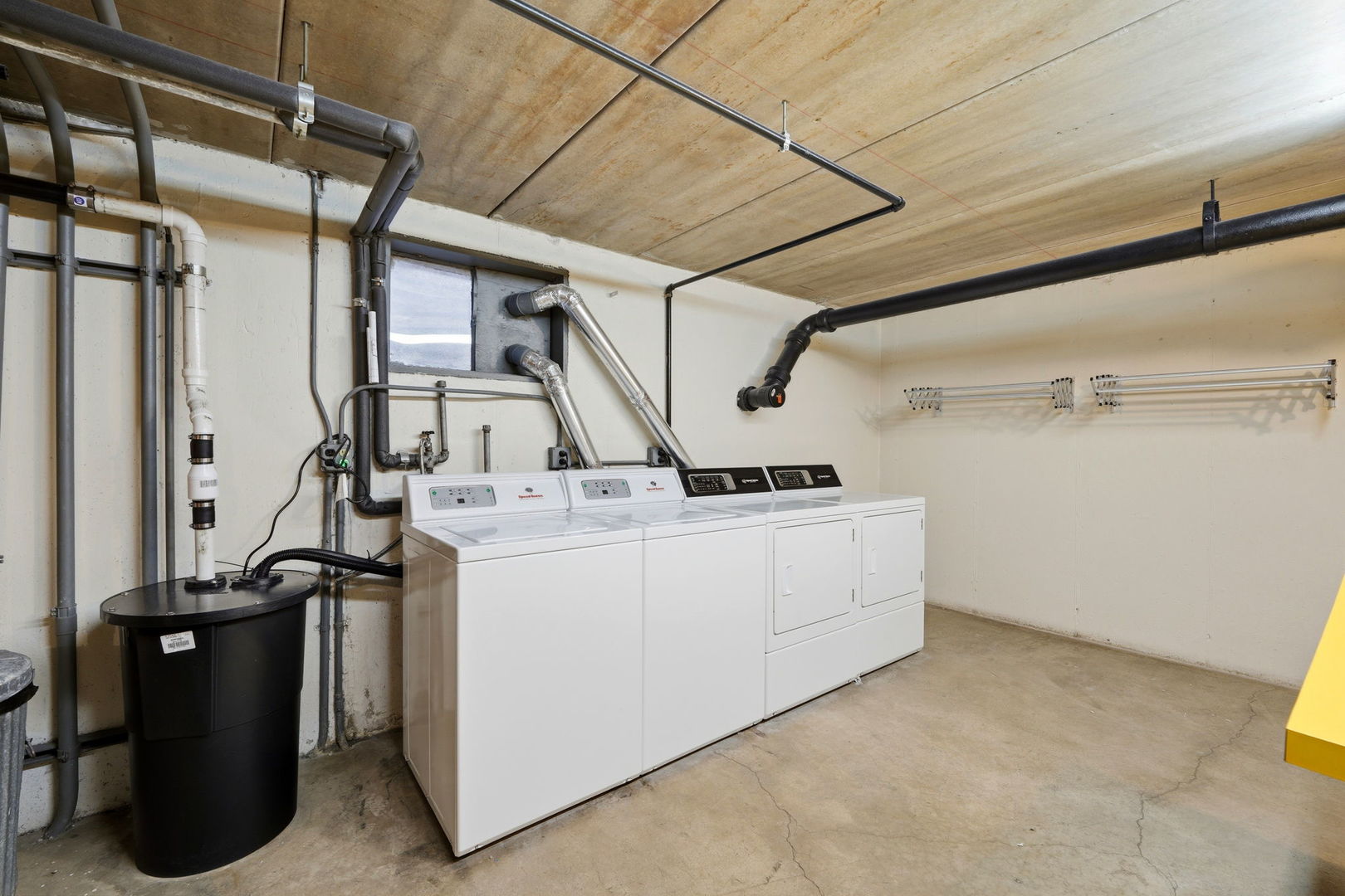 6535 N Northwest Highway #1F, Chicago, IL 60631