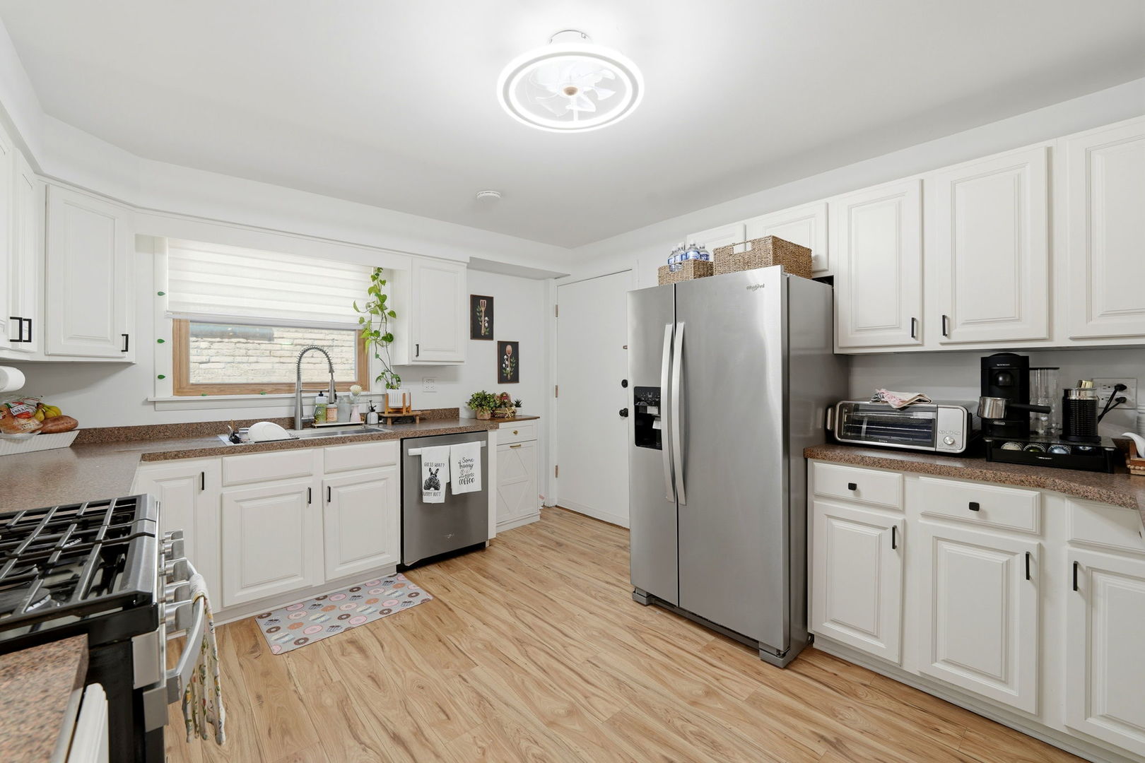 6535 N Northwest Highway #1F, Chicago, IL 60631