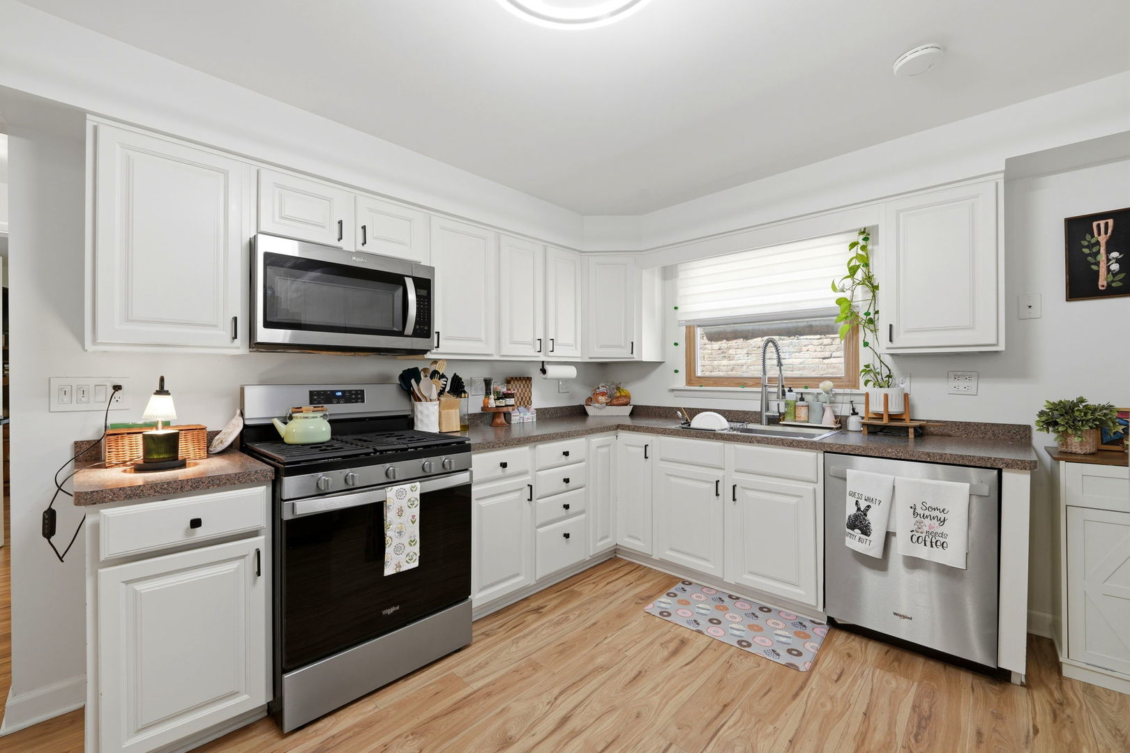 6535 N Northwest Highway #1F, Chicago, IL 60631