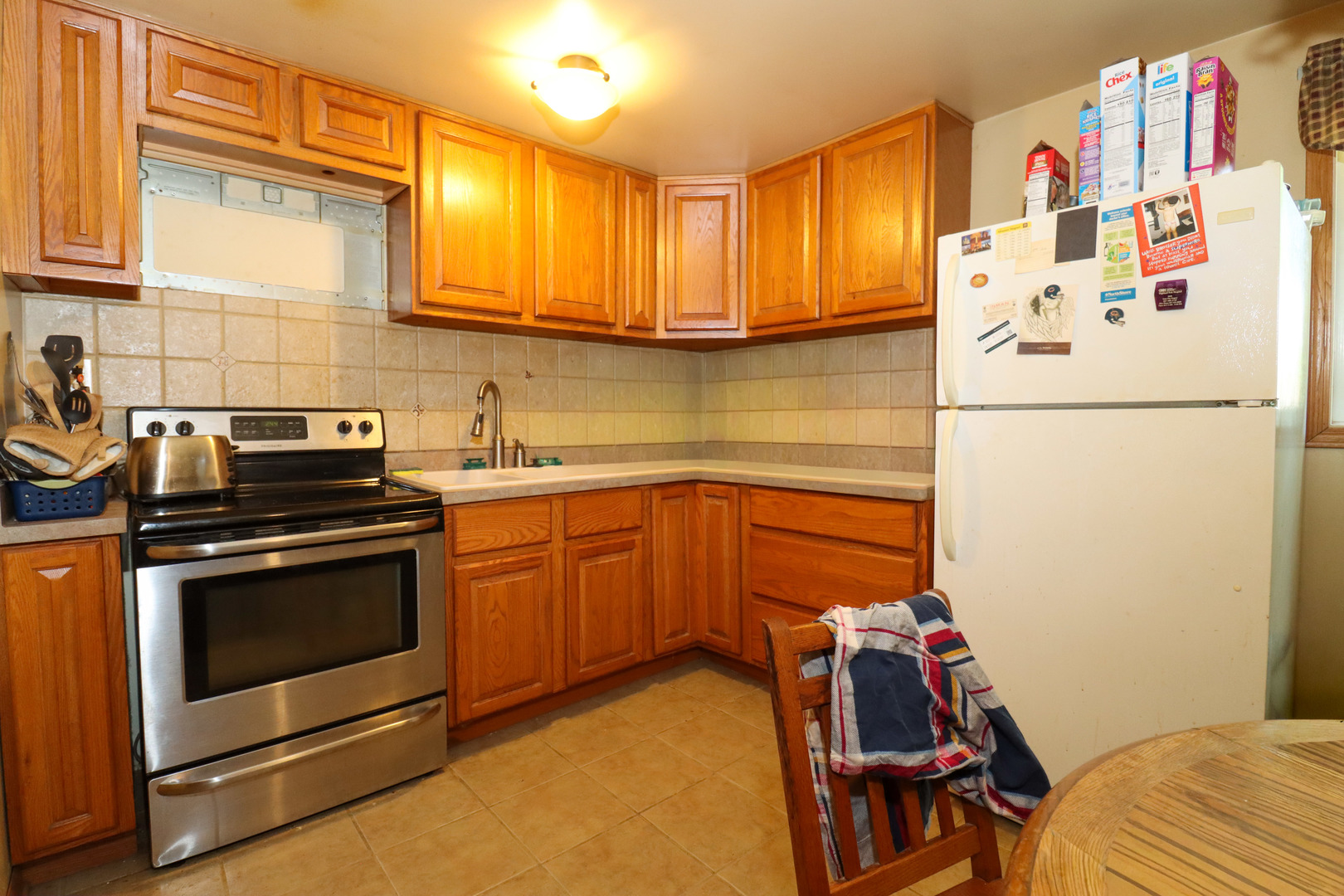 2107 Hermon Avenue, Zion, IL 60099