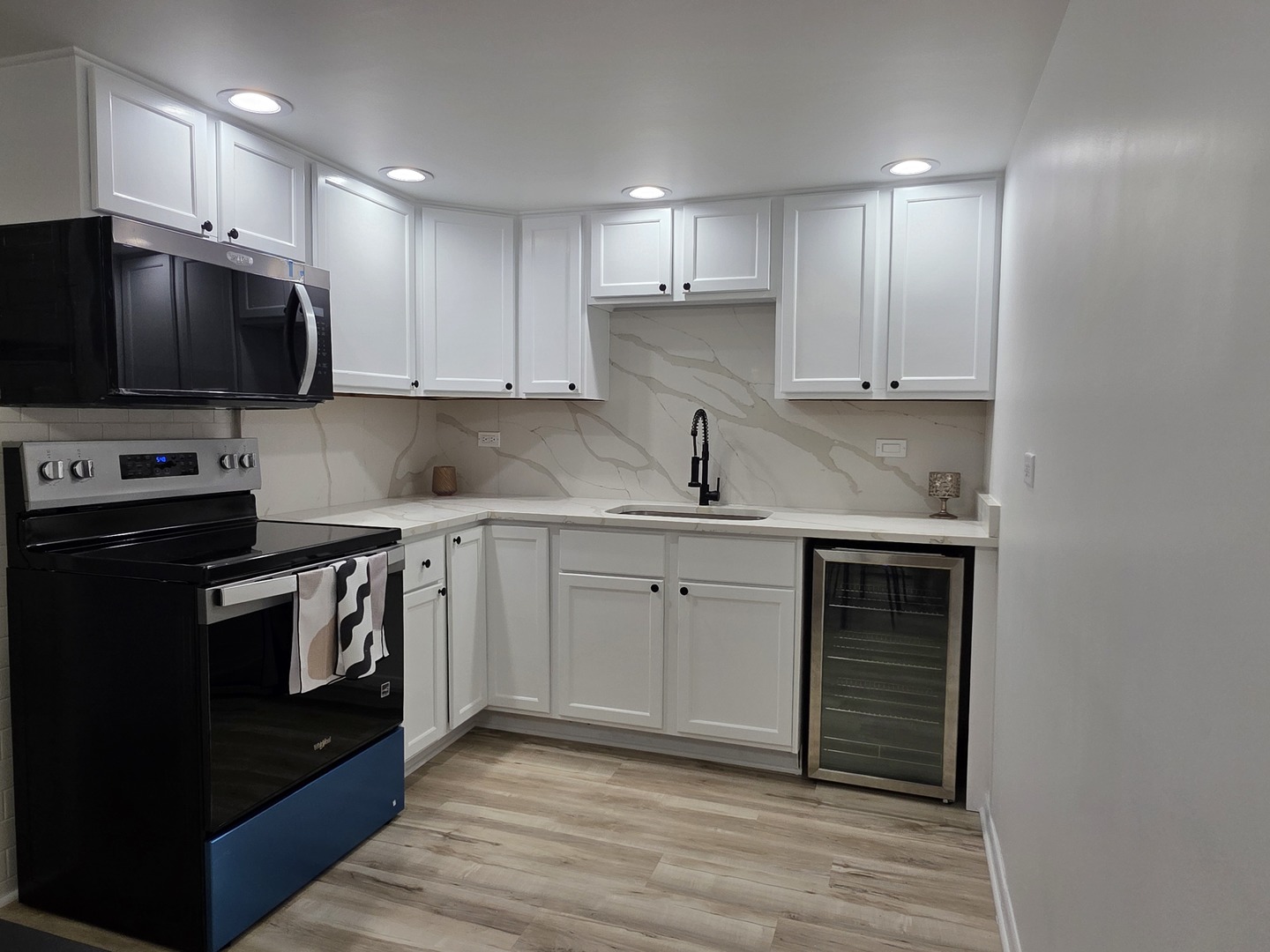 127 N Wolf Road #41A, Wheeling, IL 60090