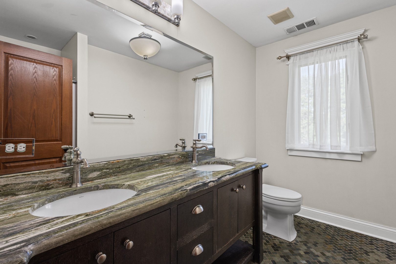 24428 W Park River Lane, Shorewood, IL 60404