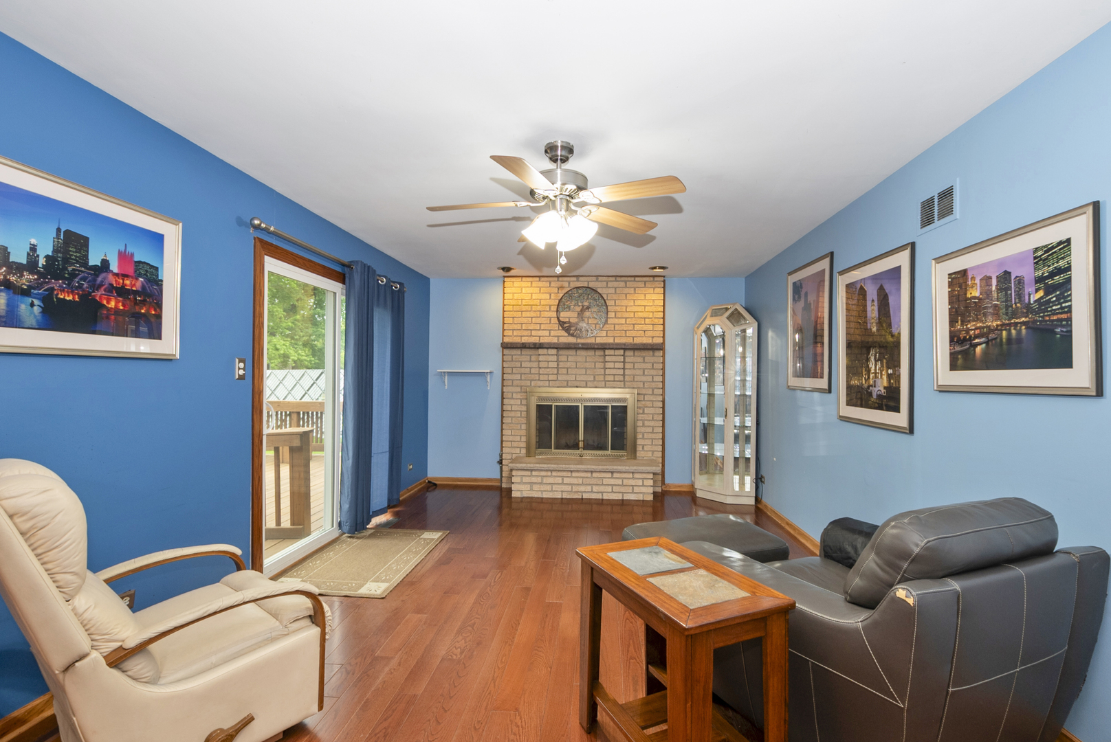 6877 177TH Street, Tinley Park, IL 60477