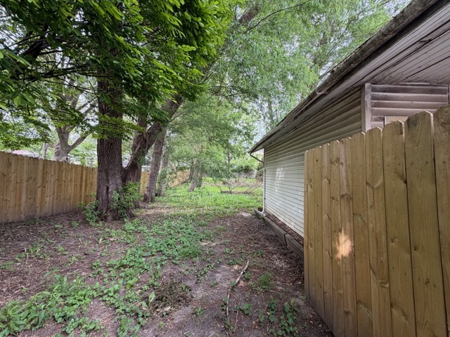 1005 W Taylor Street, Bloomington, IL 61701