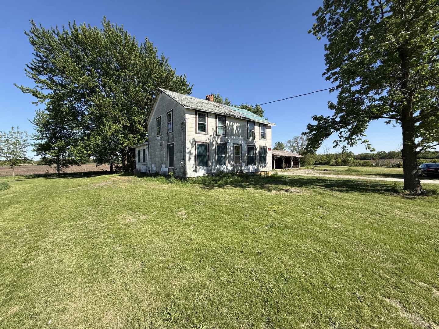 4883 N 19000 Road, Gardner, IL 60424