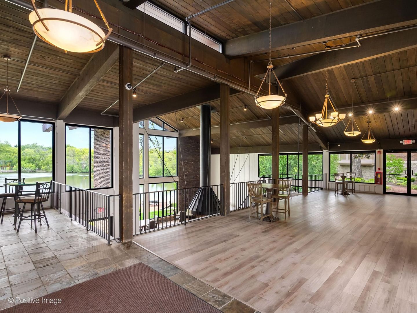 120 Lakeview Drive #417, Bloomingdale, IL 60108