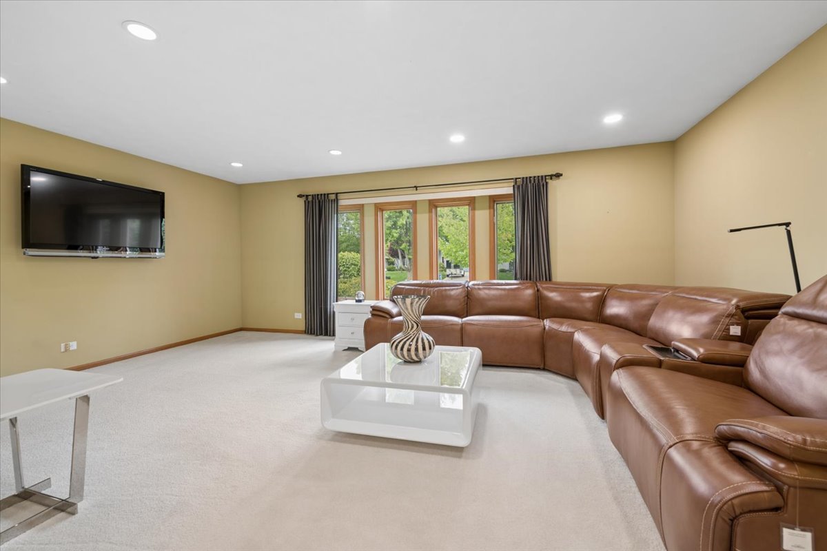 1217 Lynnfield Lane, Bartlett, IL 60103