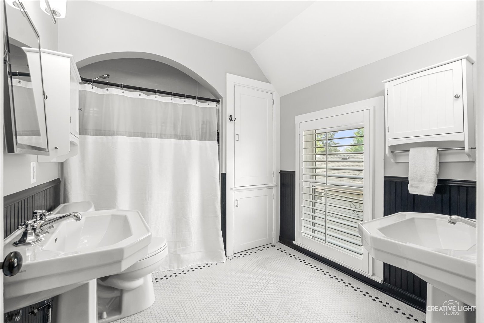 515 North Avenue, Naperville, IL 60540