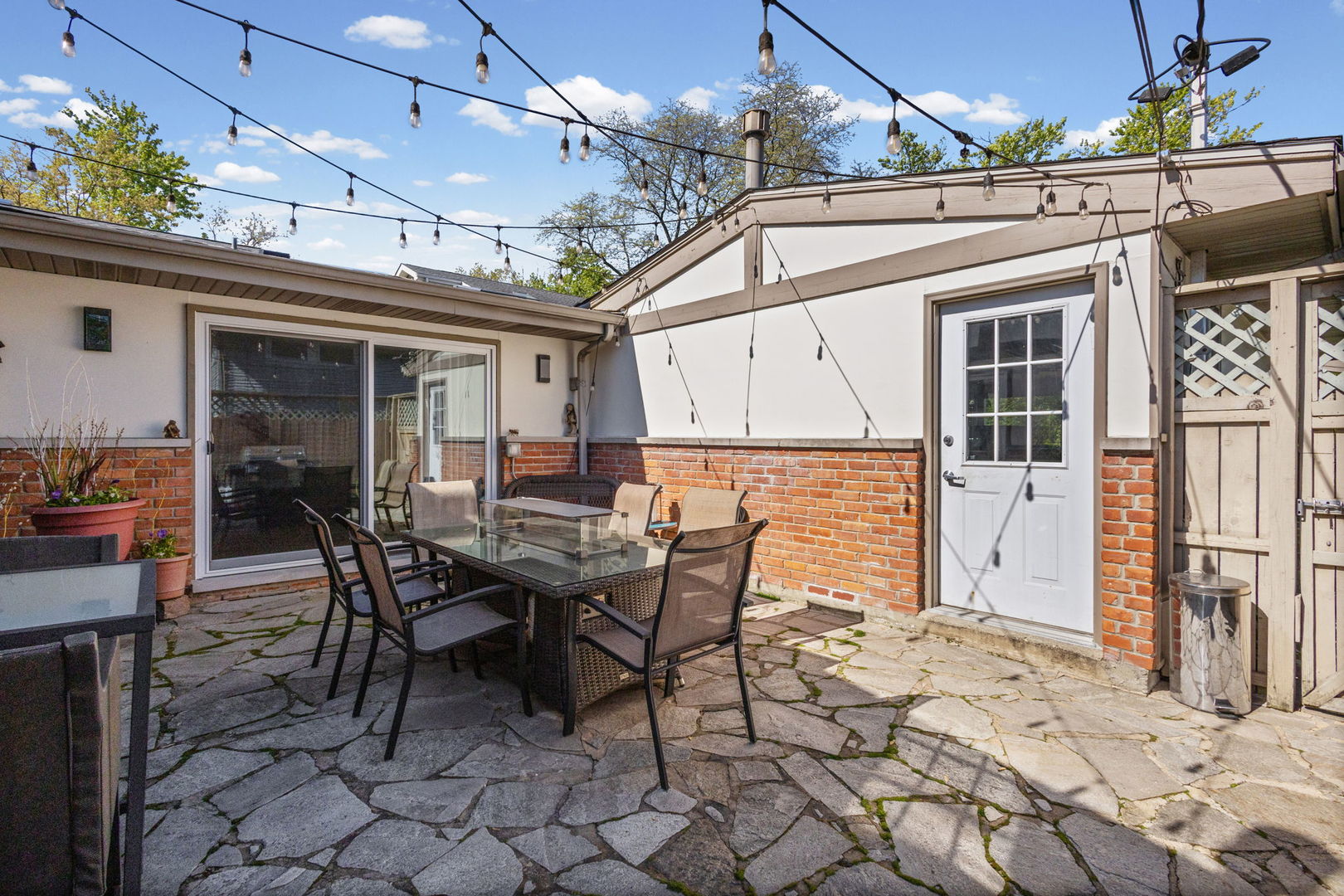 820 Lawler Avenue, Wilmette, IL 60091