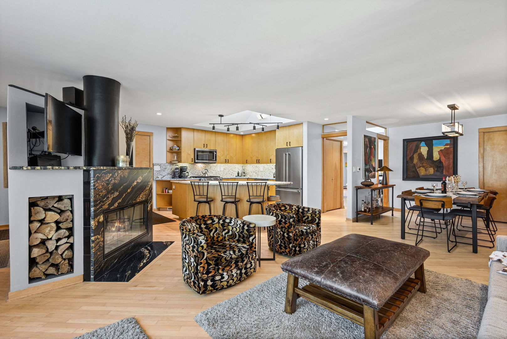 820 Lawler Avenue, Wilmette, IL 60091