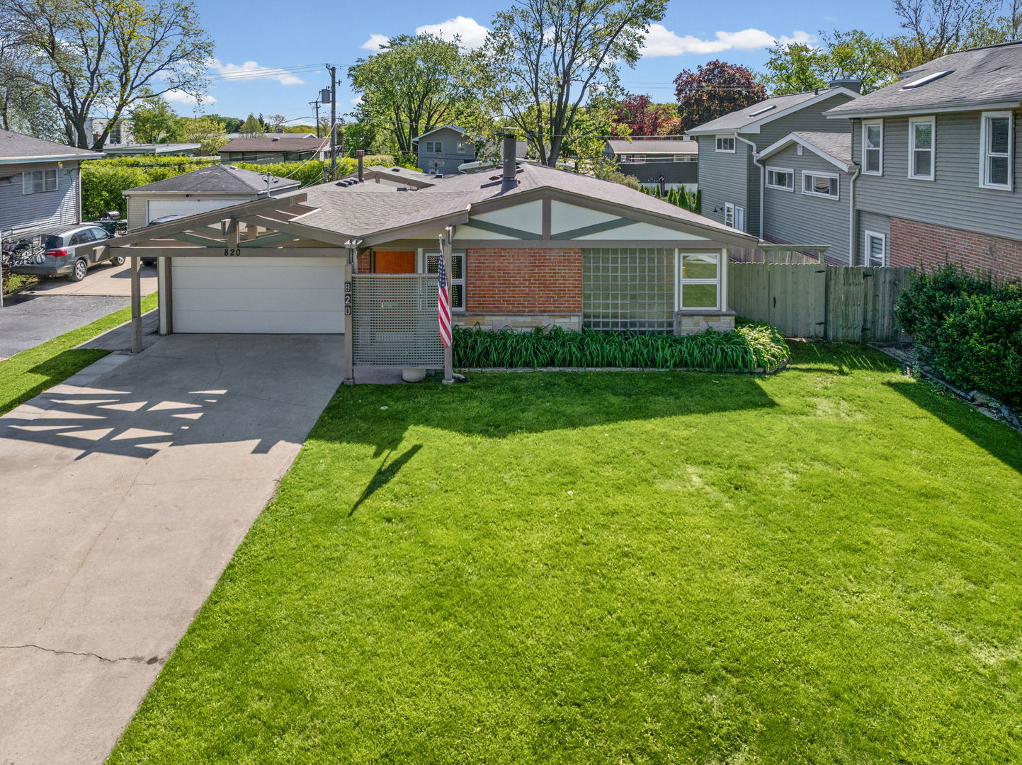 820 Lawler Avenue, Wilmette, IL 60091