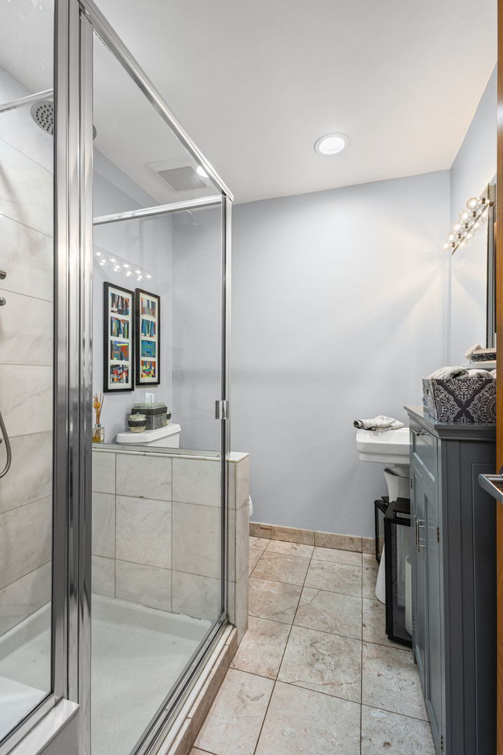 820 Lawler Avenue, Wilmette, IL 60091