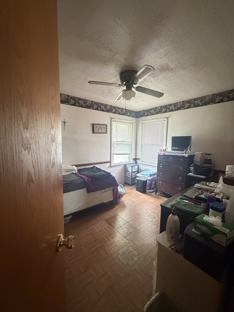 333 N Garfield Street, Lombard, IL 60148