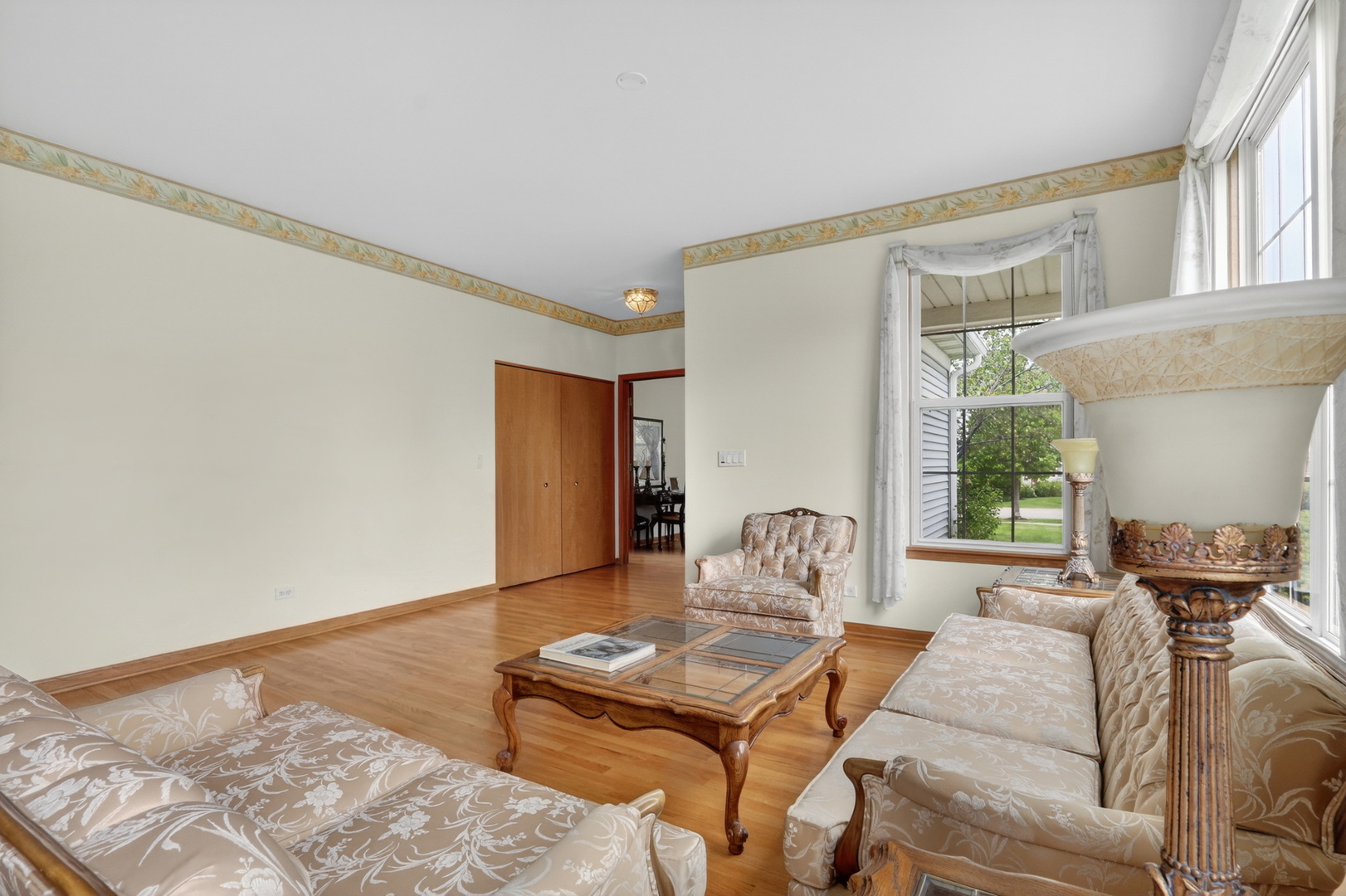 2232 Wilshire Court, Grayslake, IL 60030