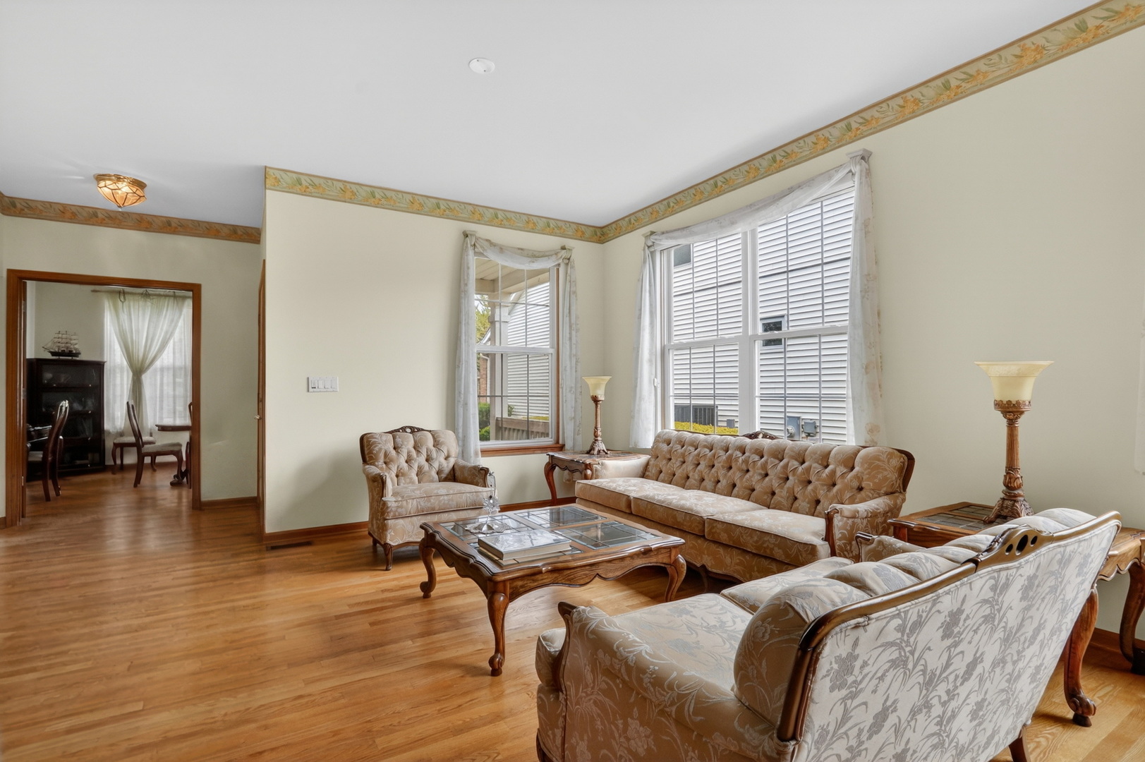 2232 Wilshire Court, Grayslake, IL 60030