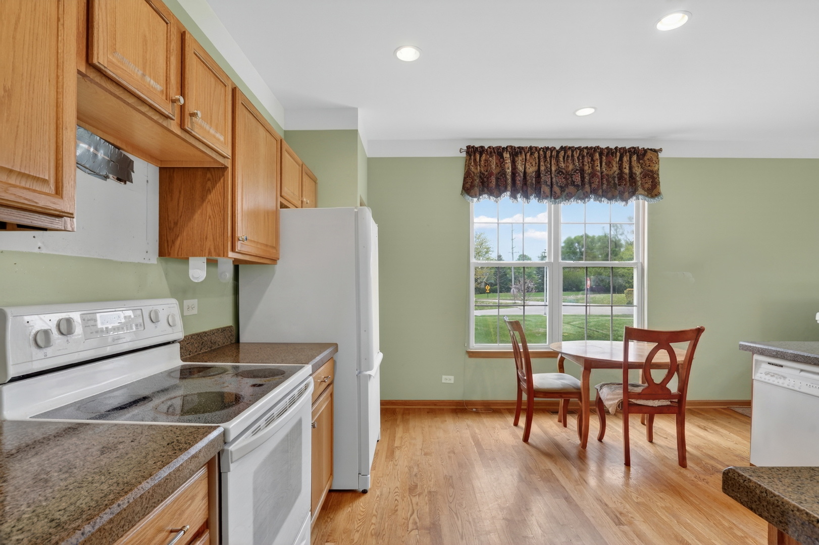 2232 Wilshire Court, Grayslake, IL 60030