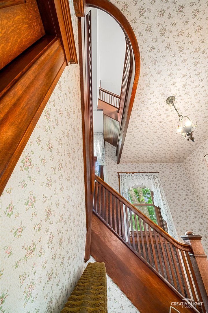 330 Church Street, Earlville, IL 60518