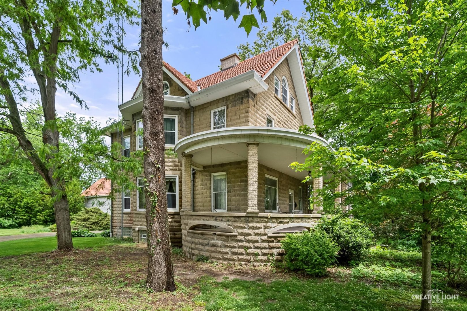 330 Church Street, Earlville, IL 60518