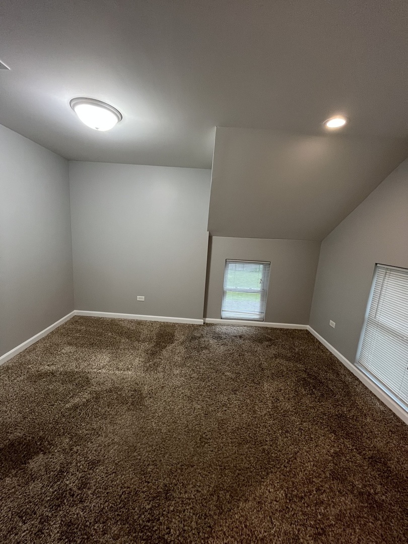 205 S Jackson Street, Gardner, IL 60424