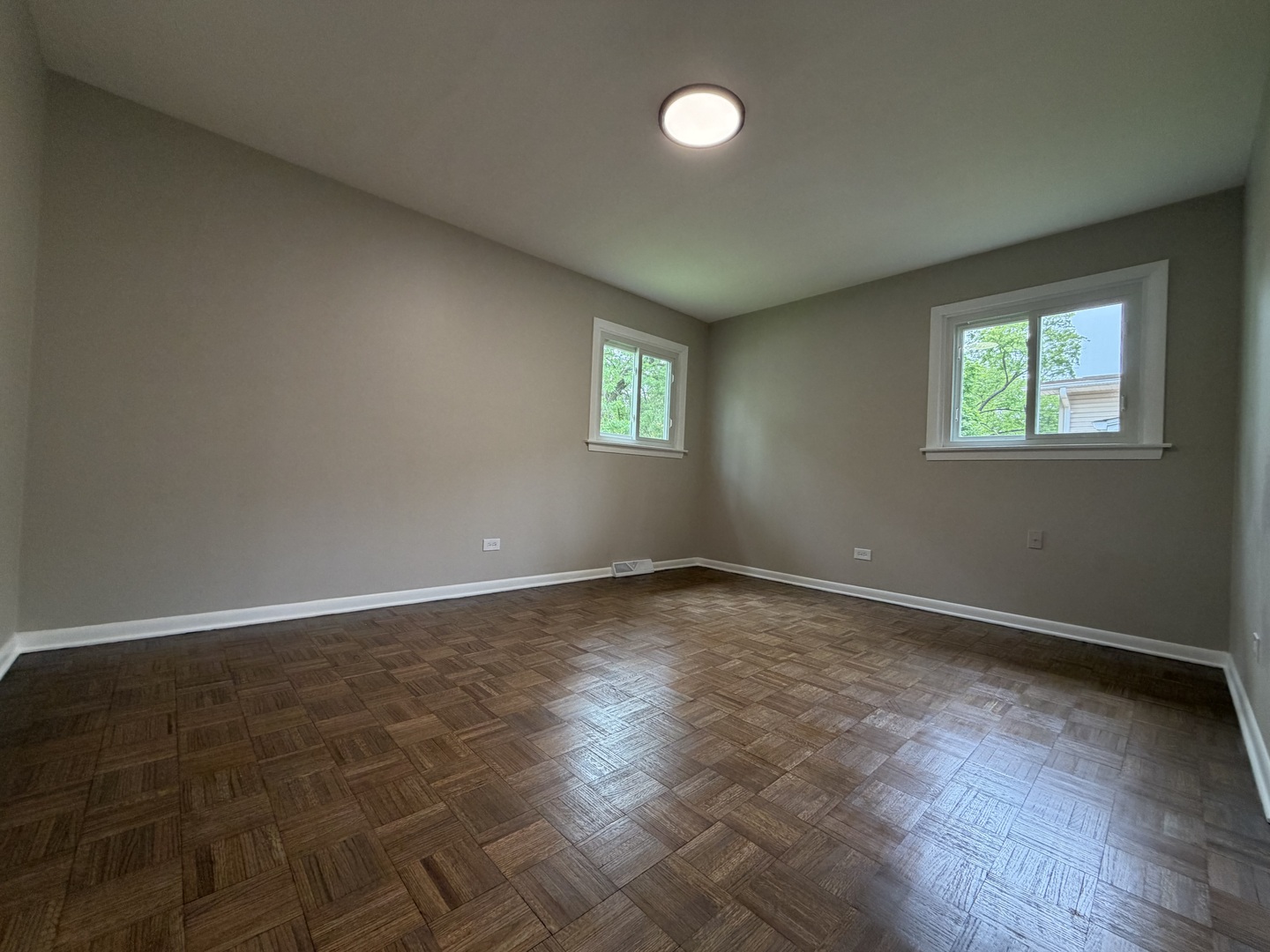 705 W Fitzhenry Court, Glenwood, IL 60425