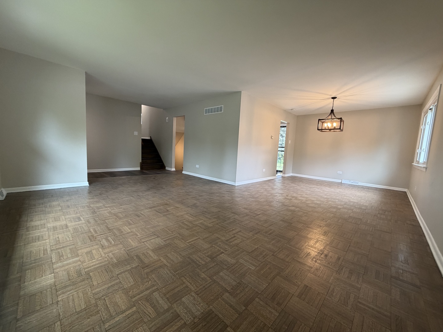 705 W Fitzhenry Court, Glenwood, IL 60425