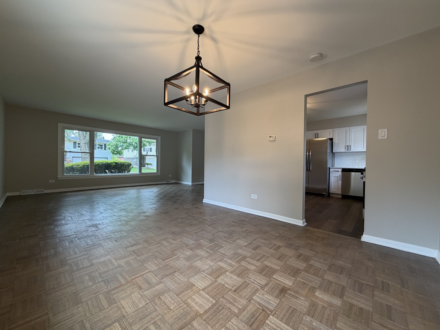705 W Fitzhenry Court, Glenwood, IL 60425