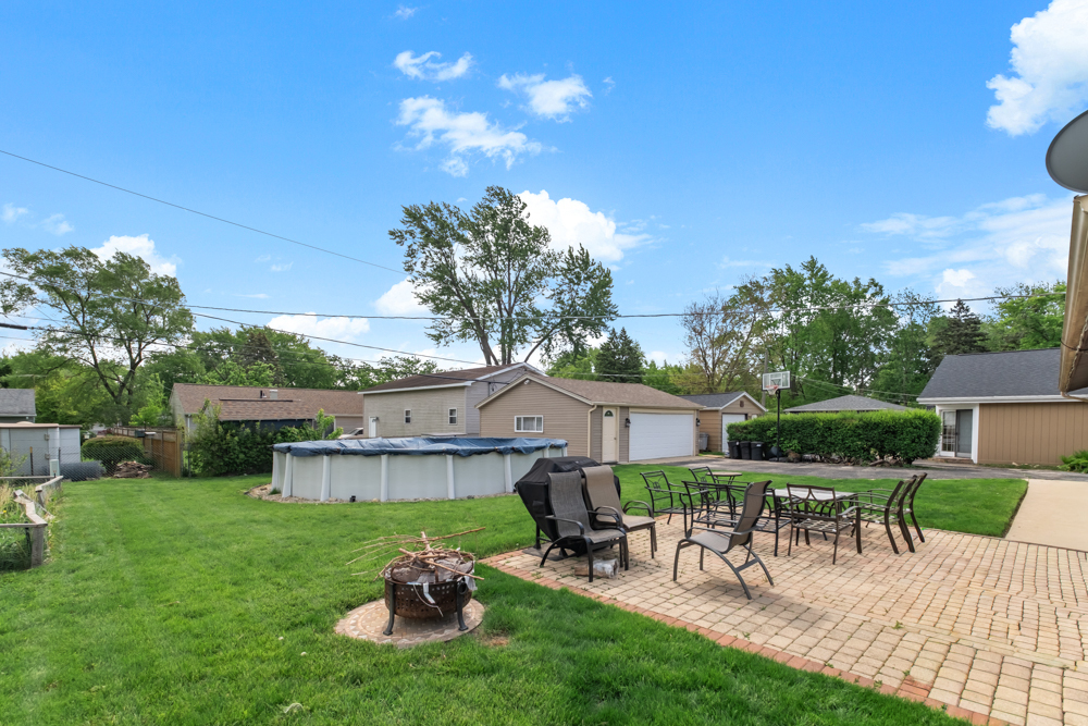 69 Paddock Street, Montgomery, IL 60538