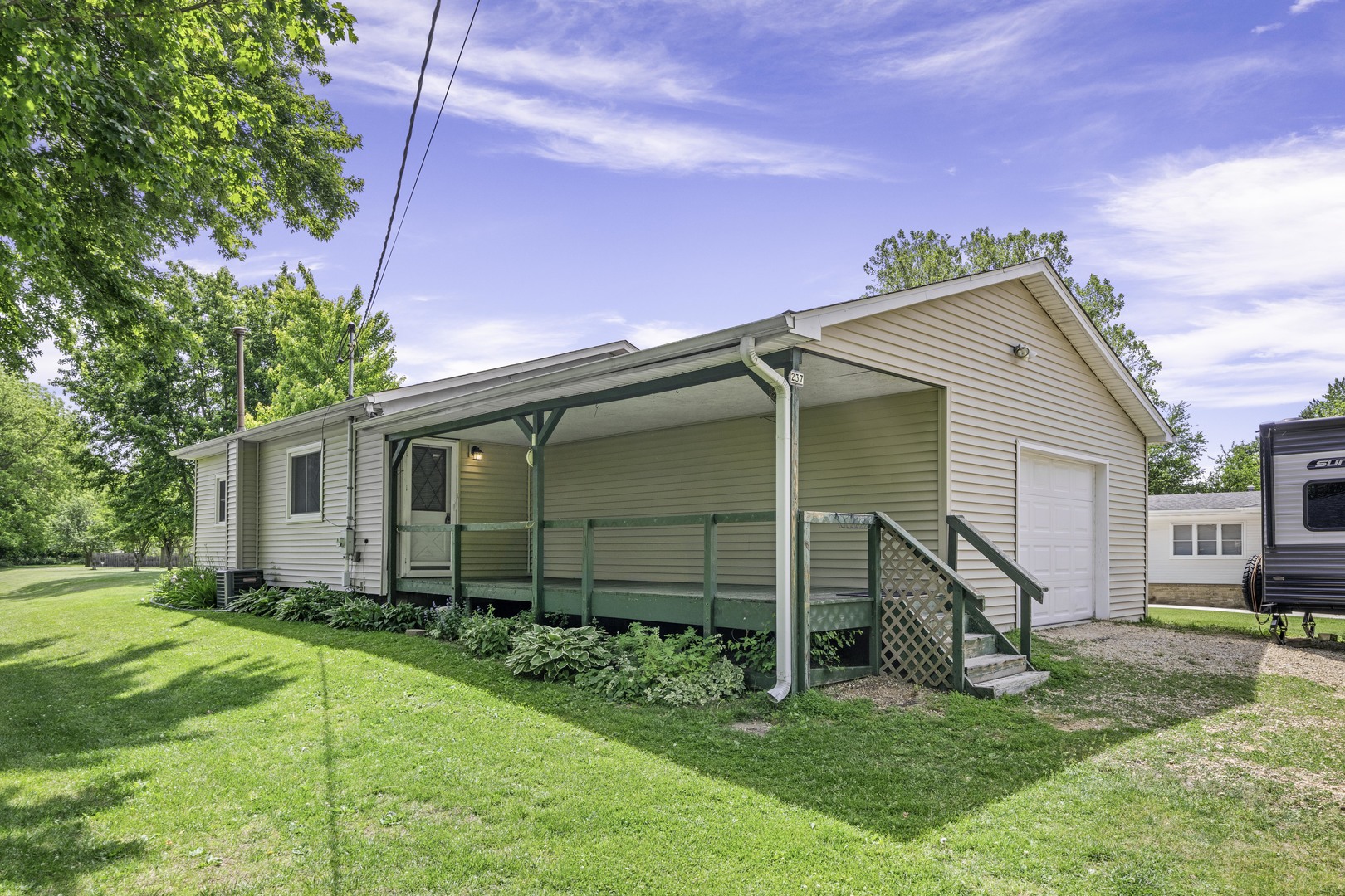 237 Chapman Street, Paw Paw, IL 61353