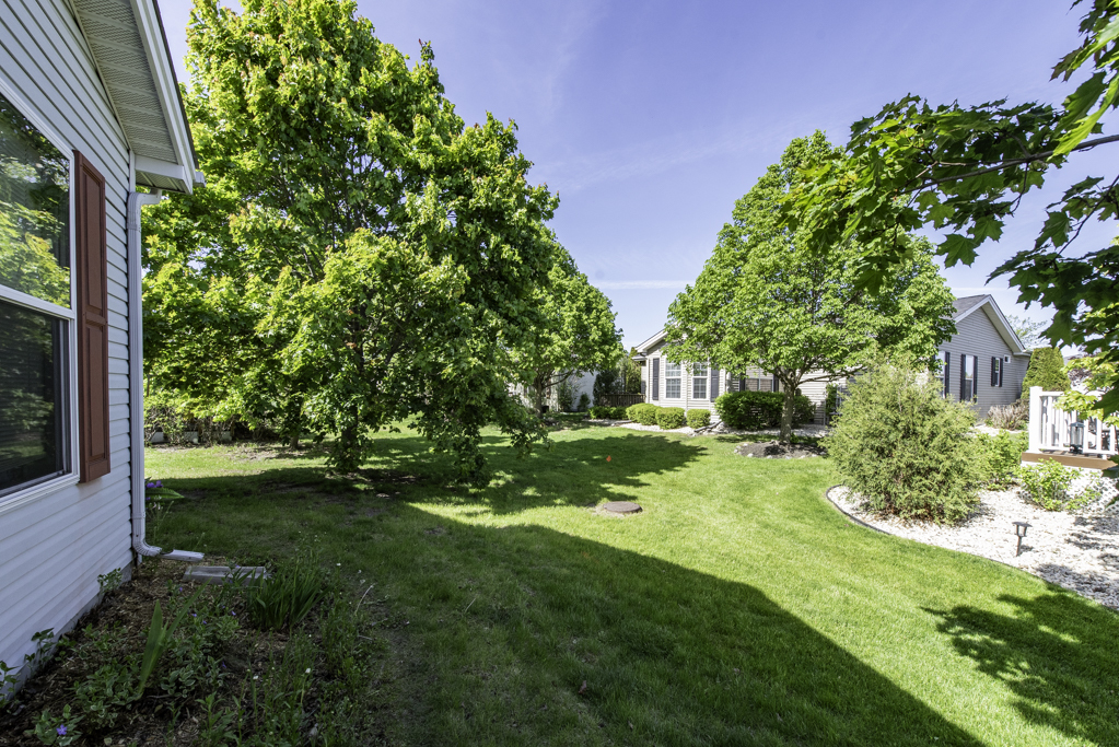 109 Hunter Court, Grayslake, IL 60030