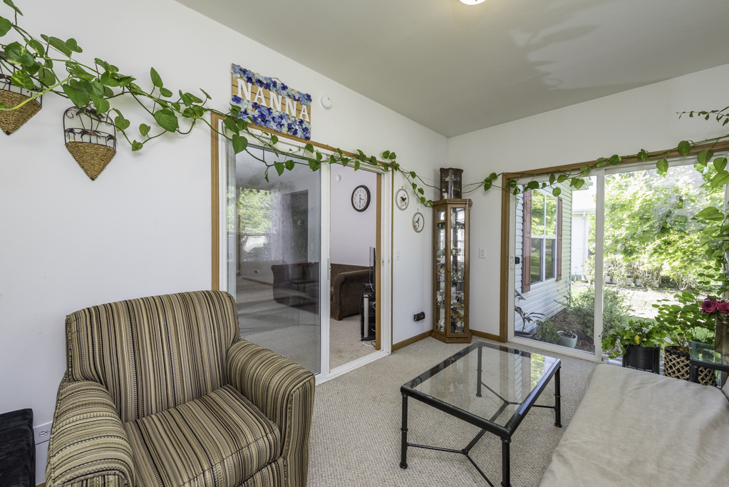 109 Hunter Court, Grayslake, IL 60030