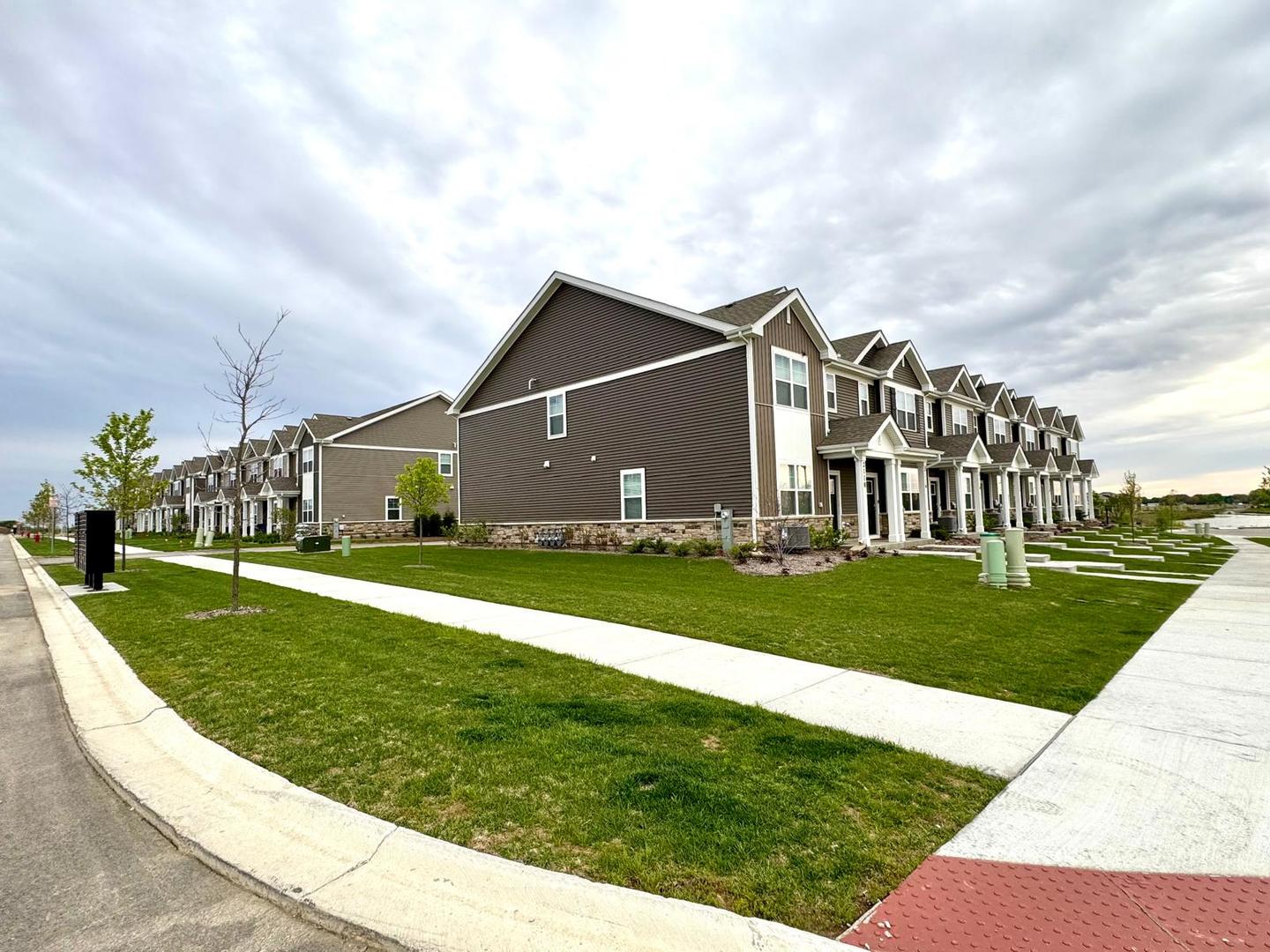 2136 Bodega Road #2136, Oswego, IL 60543