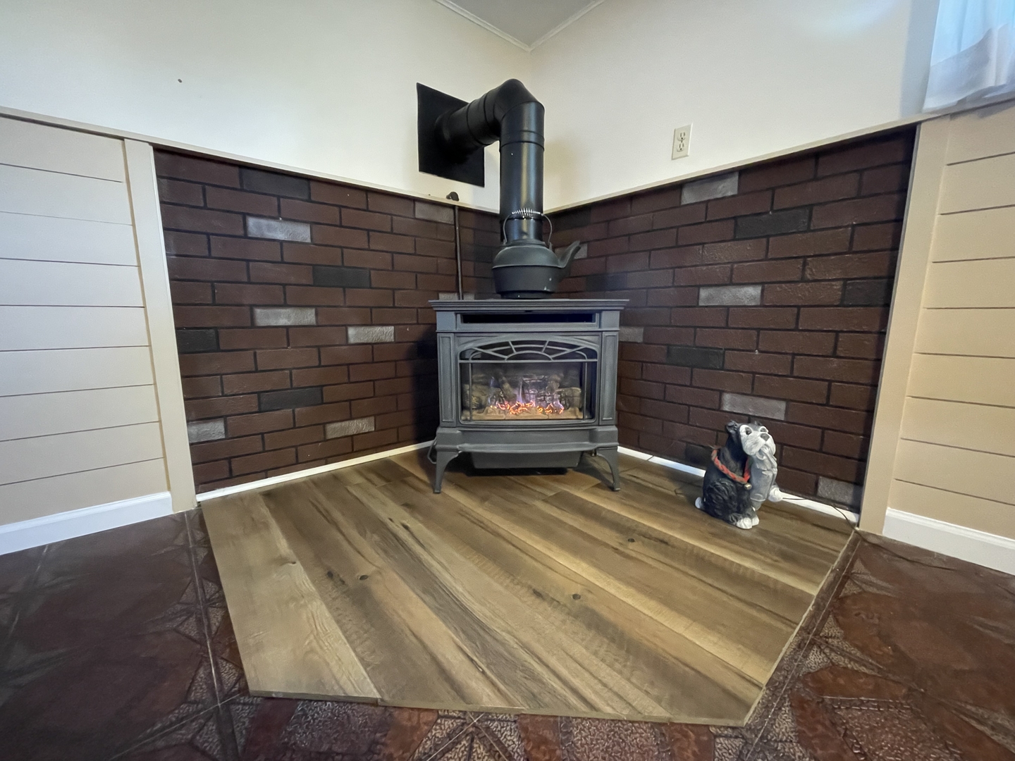 10228 S 80th Court, Palos Hills, IL 60465