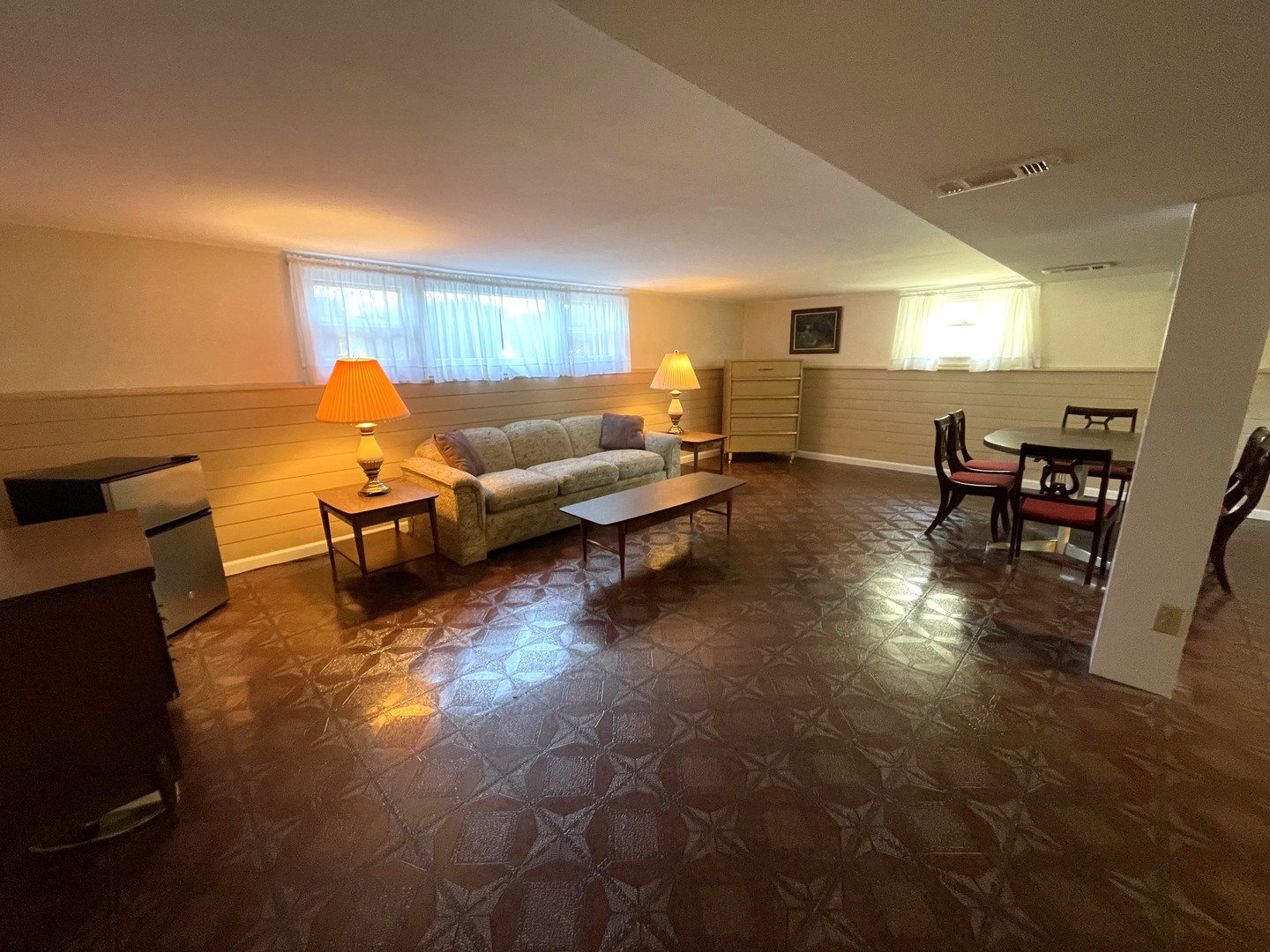 10228 S 80th Court, Palos Hills, IL 60465