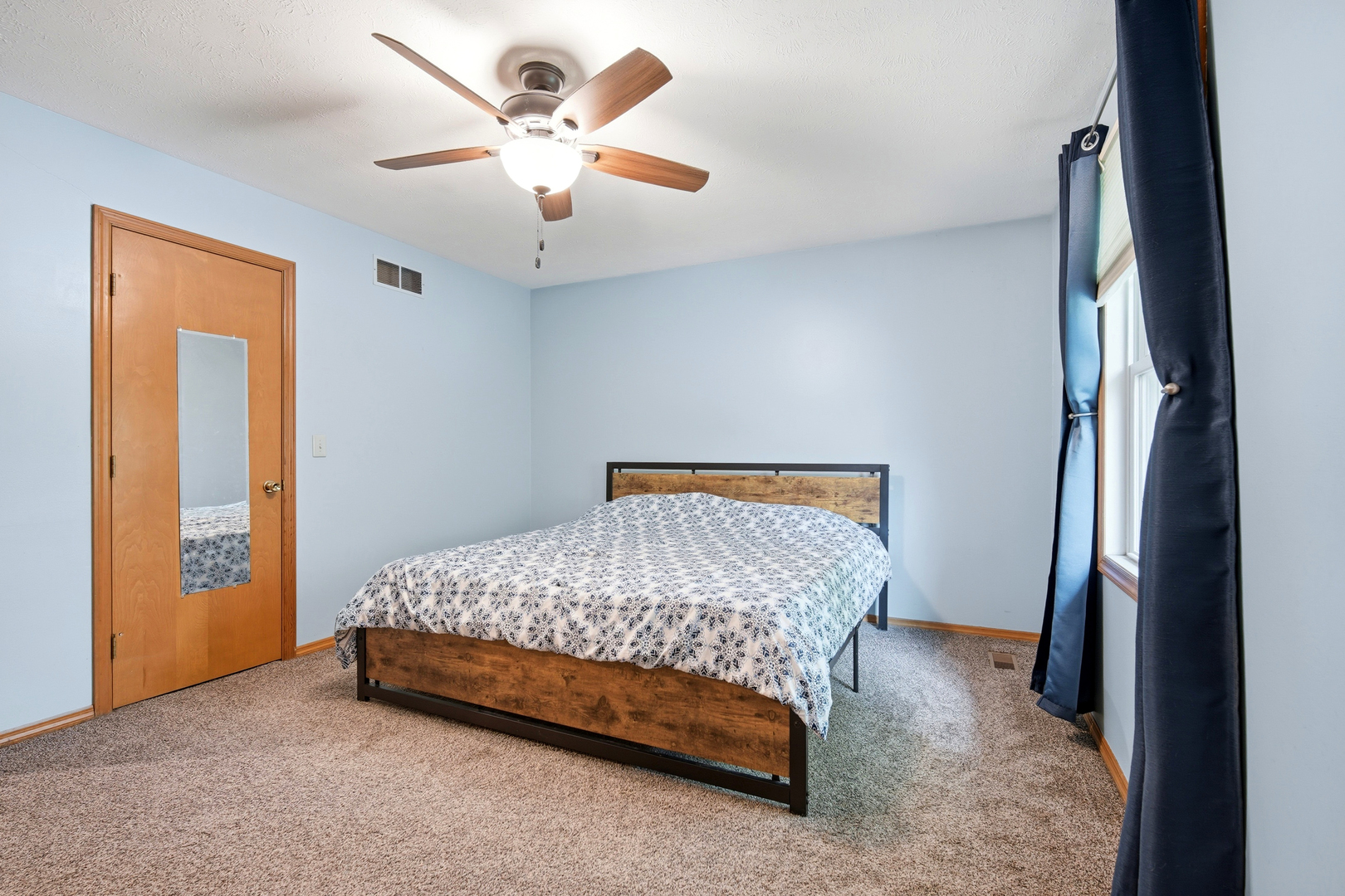 1303 Kenneth Drive, Bloomington, IL 61704
