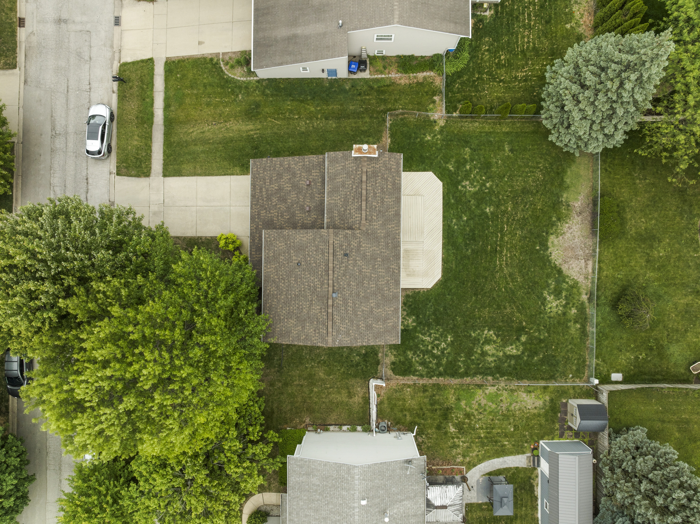 1303 Kenneth Drive, Bloomington, IL 61704