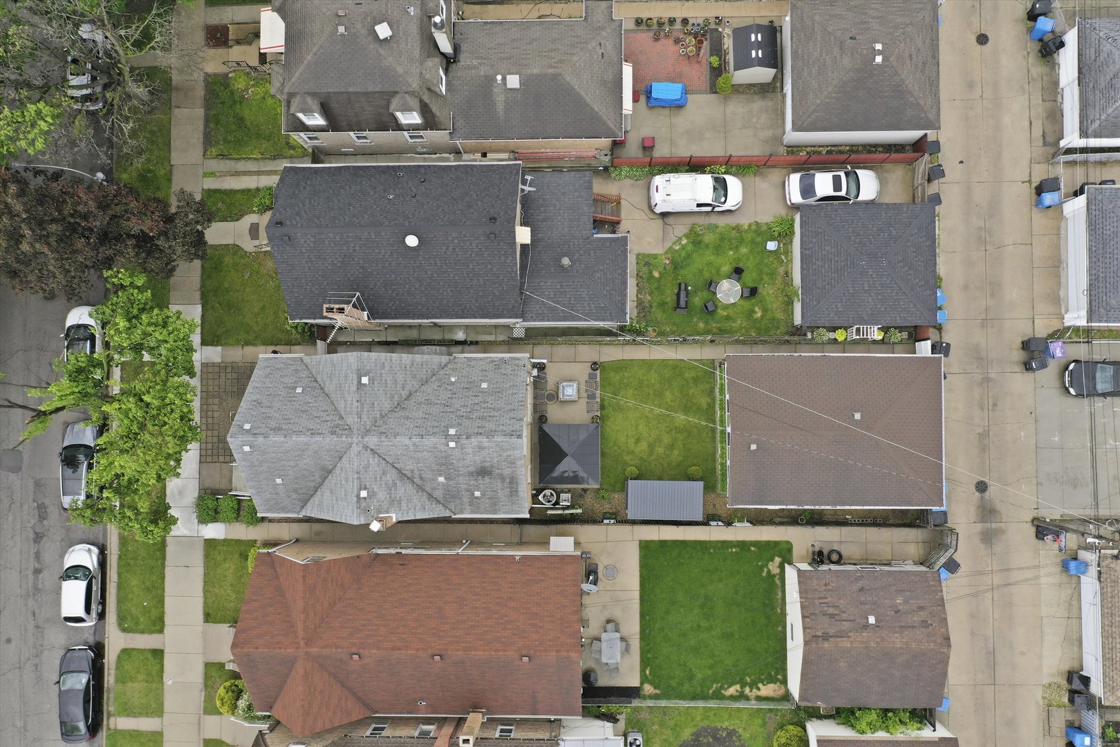 6638 S Karlov Avenue, Chicago, IL 60629