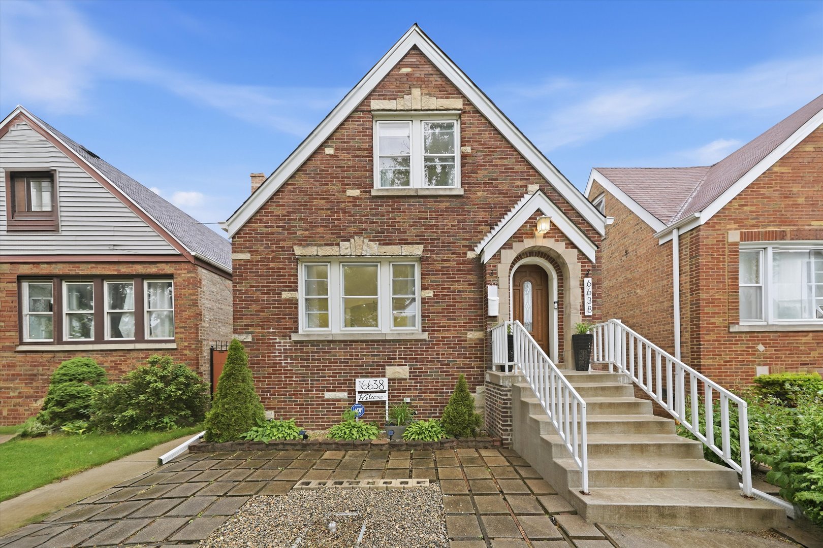 6638 S Karlov Avenue, Chicago, IL 60629