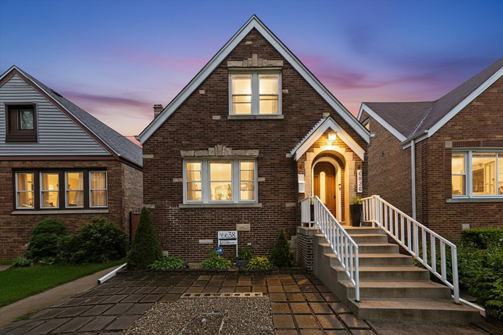 6638 S Karlov Avenue, Chicago, IL 60629