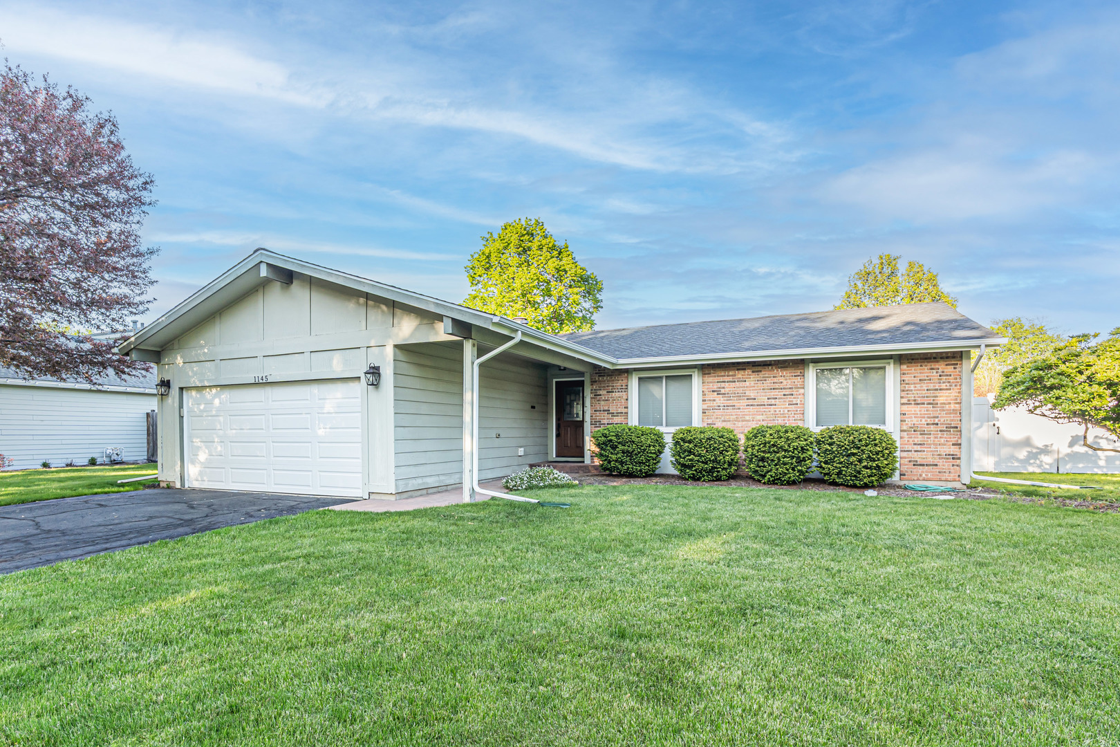 1145 N Thackeray Drive, Palatine, IL 60067