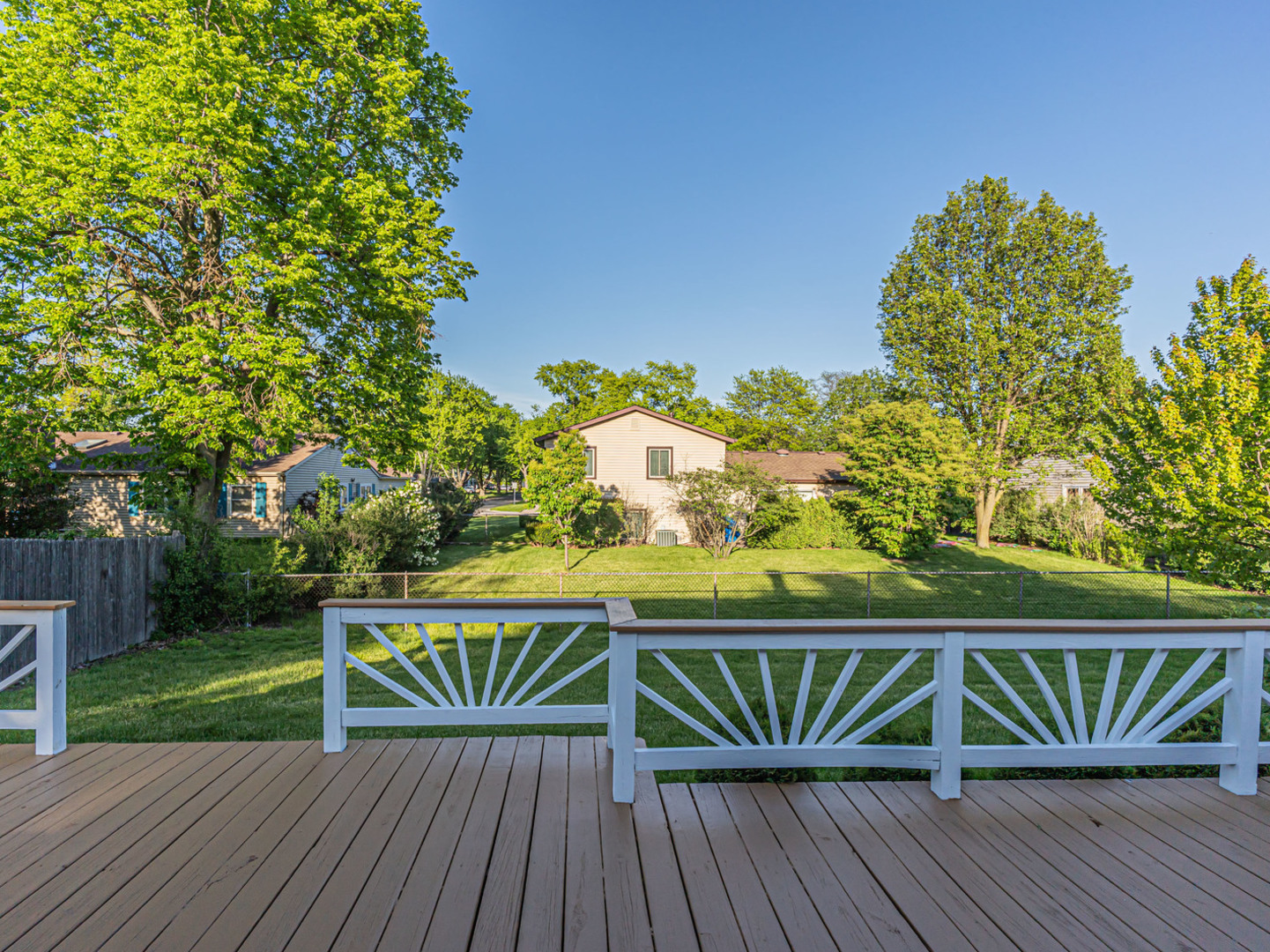 1145 N Thackeray Drive, Palatine, IL 60067