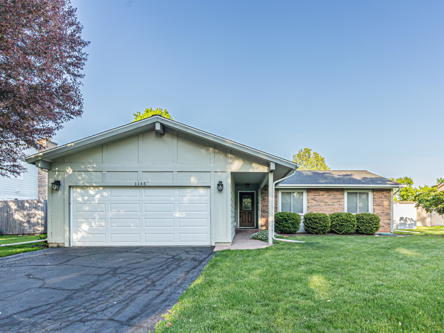 1145 N Thackeray Drive, Palatine, IL 60067