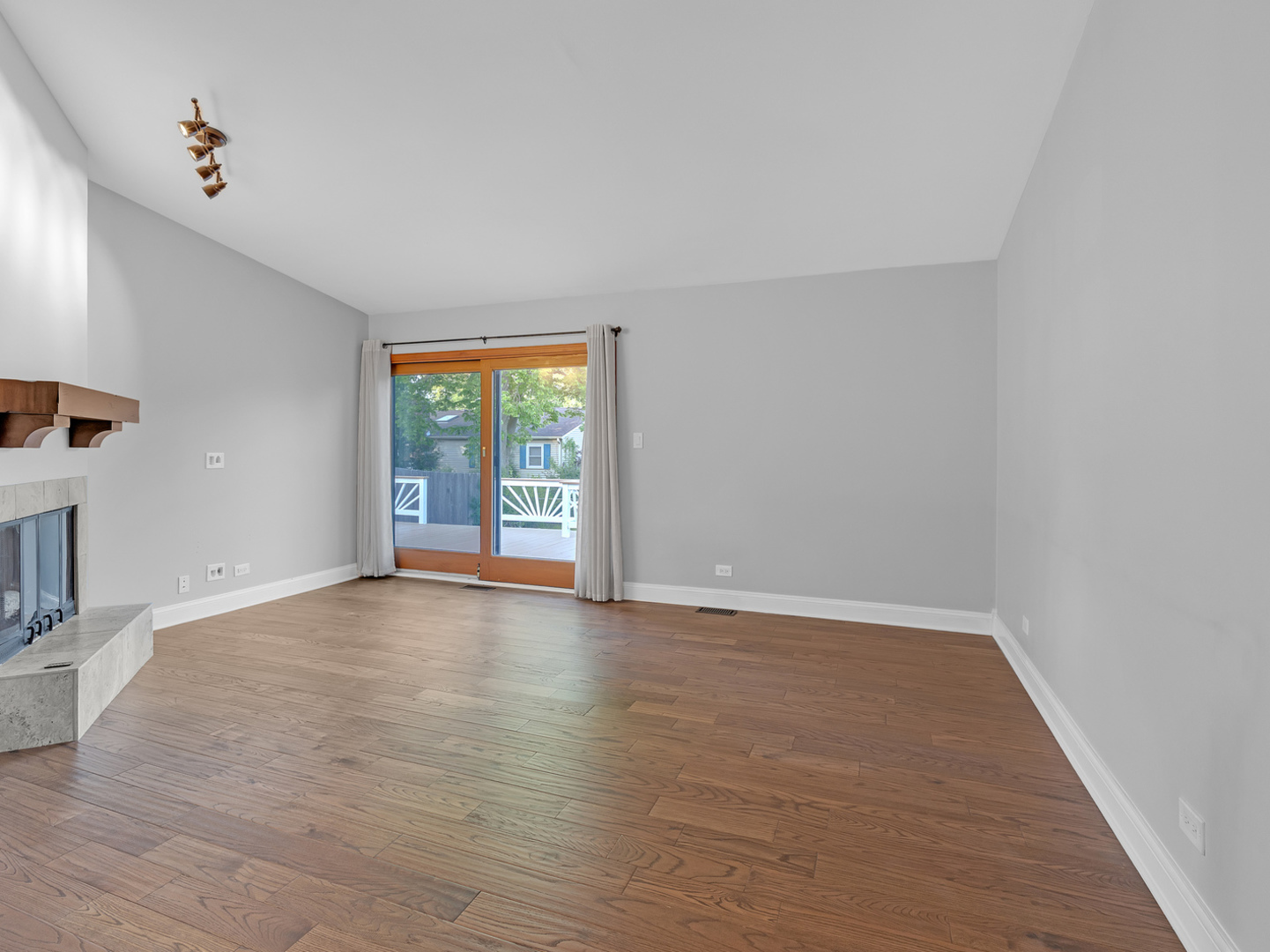 1145 N Thackeray Drive, Palatine, IL 60067