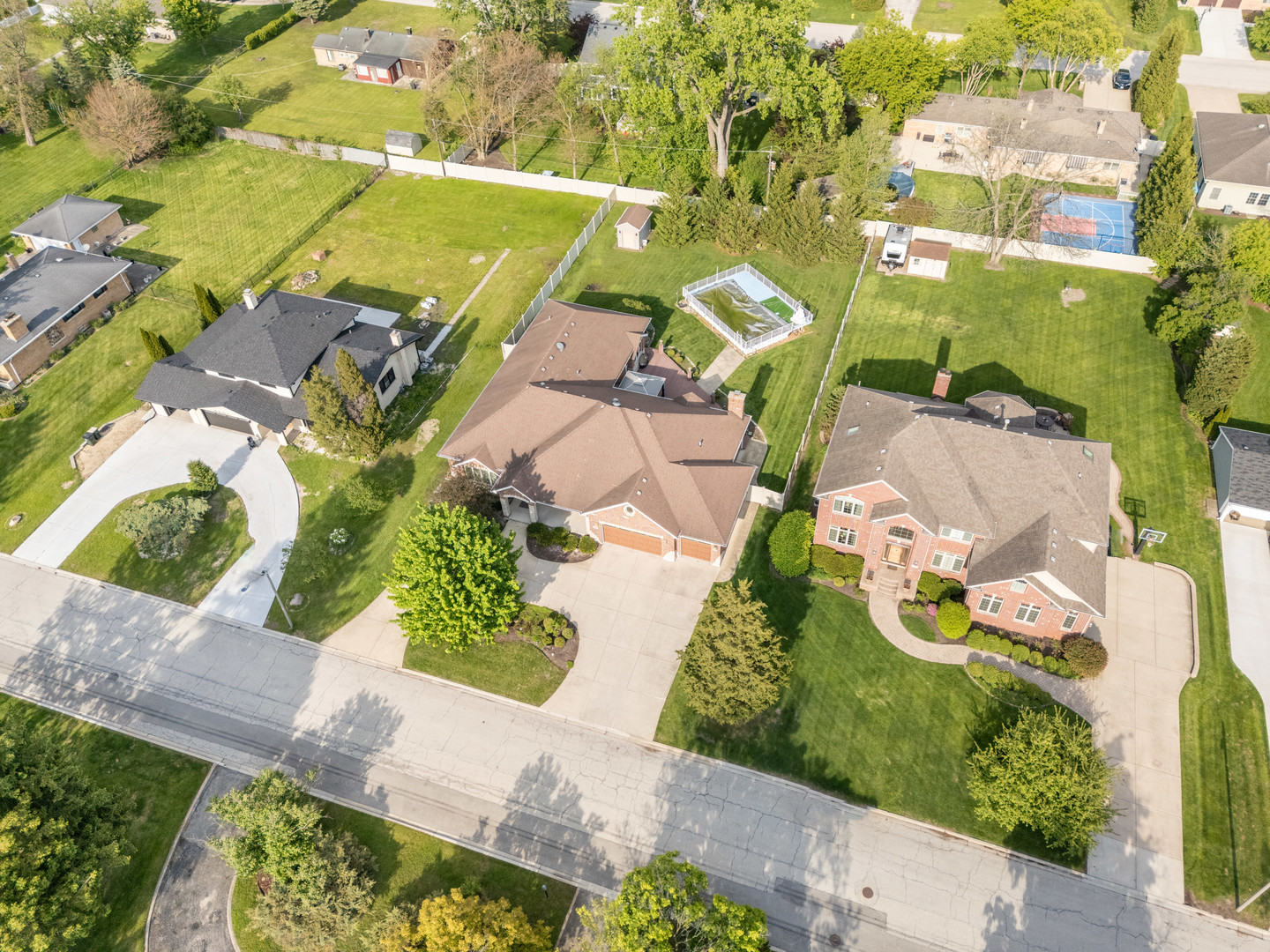 5605 S Kensington Avenue, Countryside, IL 60525