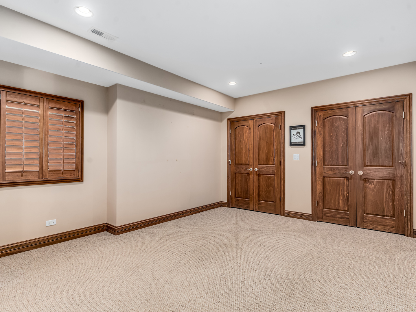 5605 S Kensington Avenue, Countryside, IL 60525