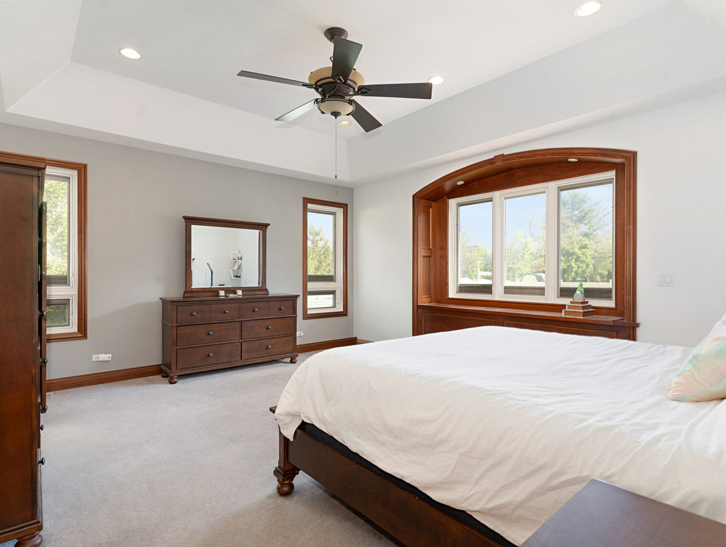 5605 S Kensington Avenue, Countryside, IL 60525