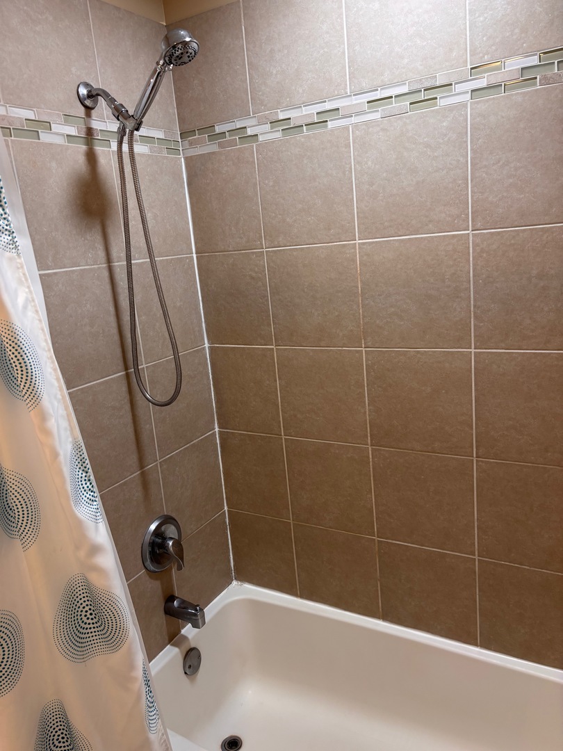 3142 Falling Waters Lane #3142, Lindenhurst, IL 60046