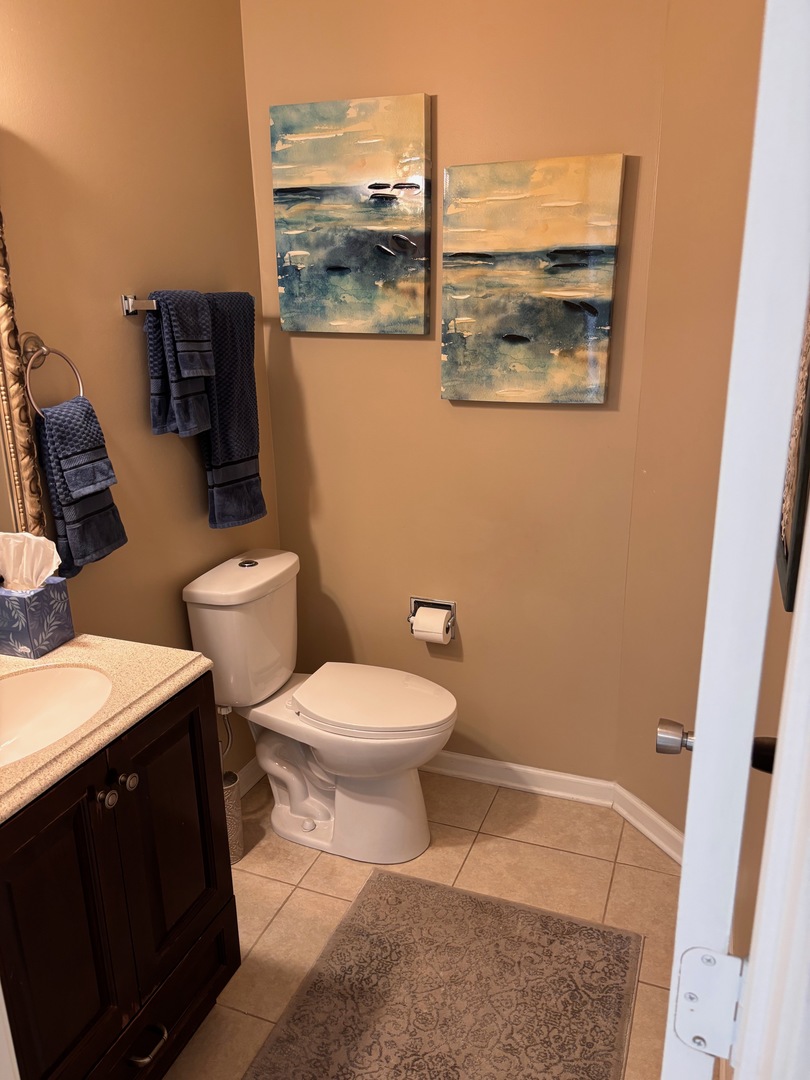 3142 Falling Waters Lane #3142, Lindenhurst, IL 60046