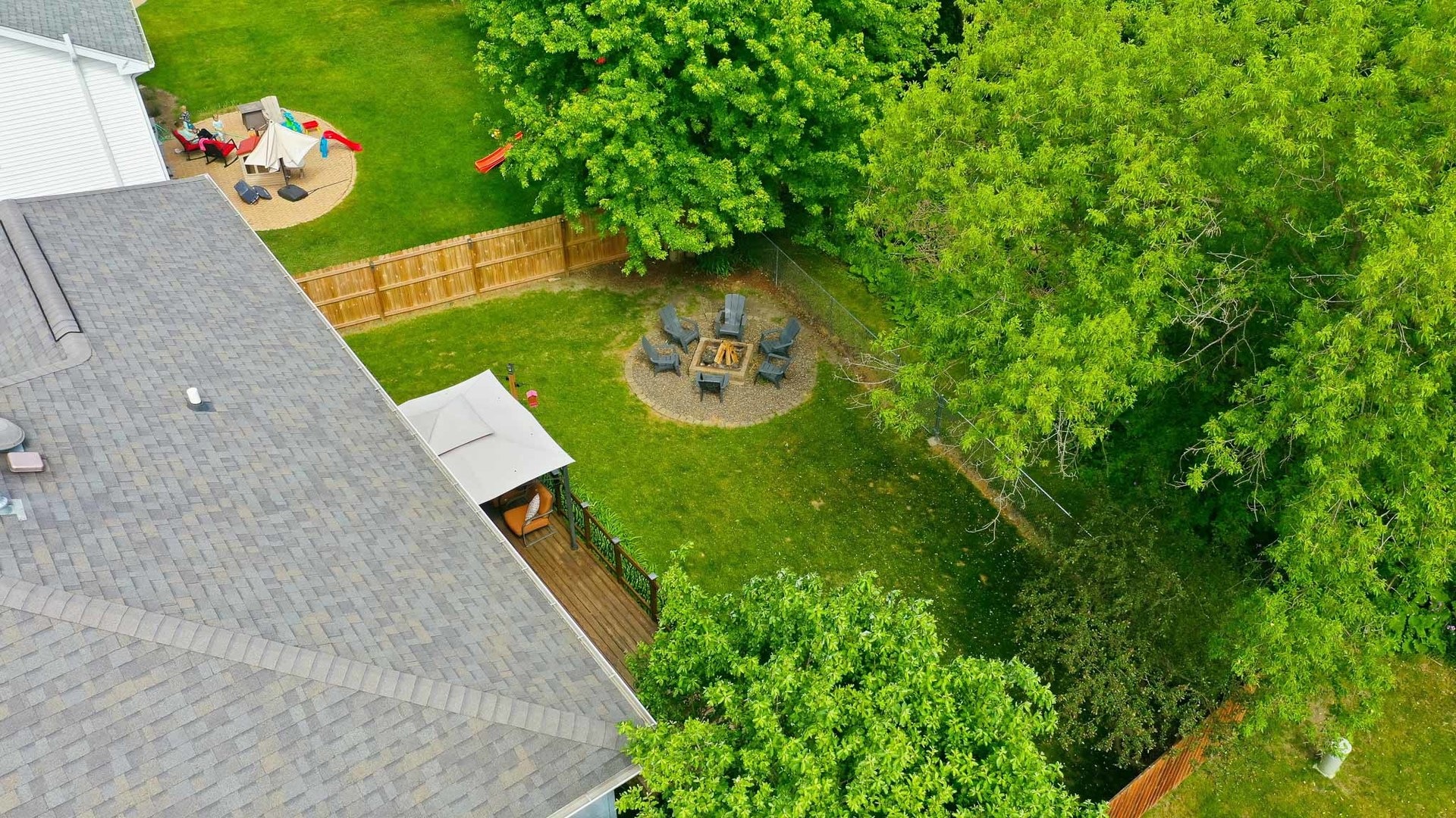 400 Willow Road, Lakemoor, IL 60051